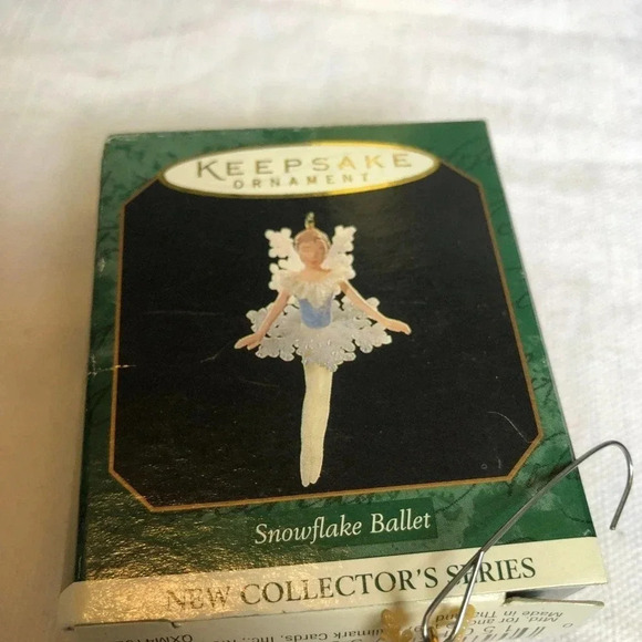 Vintage Christmas ornament Handcrafted 1997 Snowflake Ballet - Picture 2 of 3